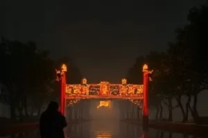 生活短片午夜便利店的深夜货架封面